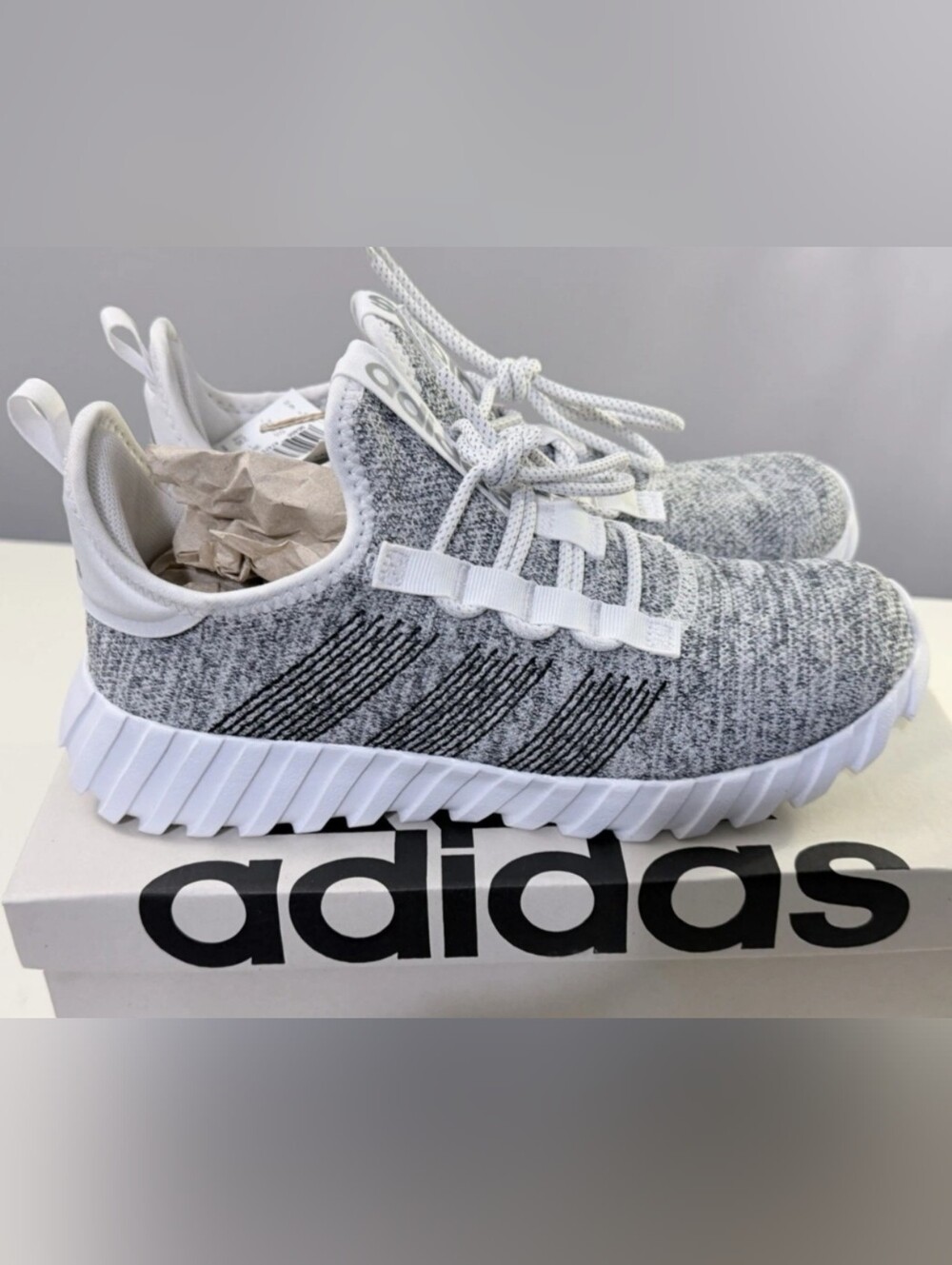 Adidas Kaptir Flow K shoes Sneakers Gray White Size 6y 7.5W NIB ID1452